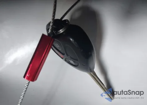 2011 Scion Tc z USA, uszkodzony, nr VIN JTKJF5C78B3000945